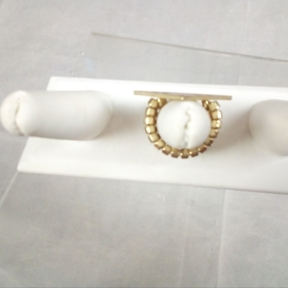 Triangle statement ring - Picture 3 of 4